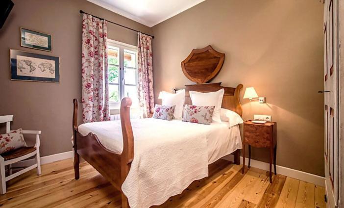 Torroella de Fluviá Lhort De Sant Cebria B&B 외부 사진