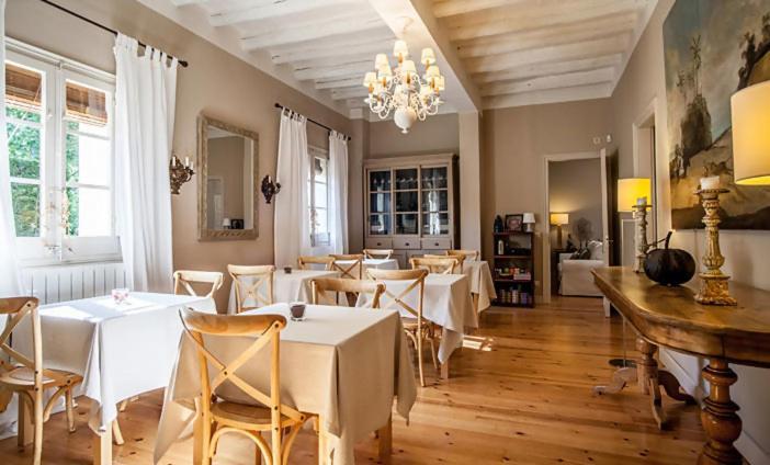Torroella de Fluviá Lhort De Sant Cebria B&B 외부 사진